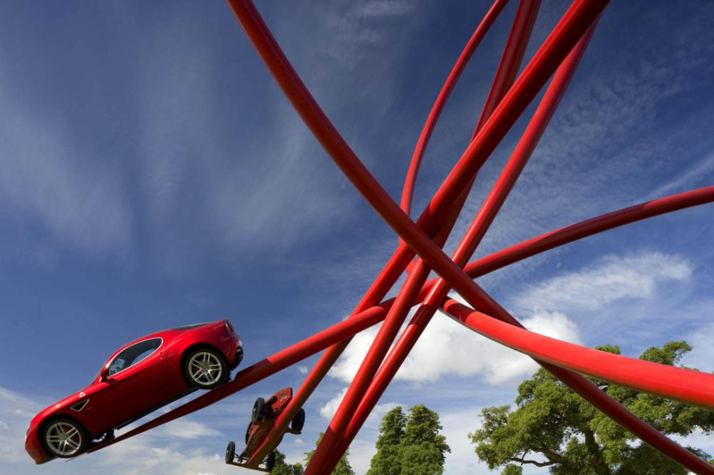 Alfa Romeo 2010, sculpture Gerry Judah pour le Goodwood Festival of Speed