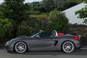 Photo du profil gauche du Porsche Boxster de Schmidt Revolution