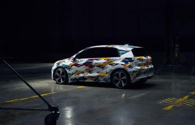 Elle débarque en 2026… et promet de tuer la Clio et la R5 électrique !