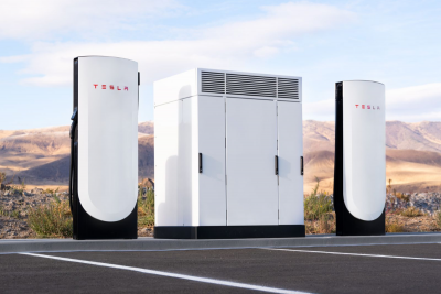 Tesla explose la concurrence : le Superchargeur V4 à 500 kW débarque enfin en Europe !