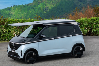 Ils ont mis un panneau solaire sur une voiture électrique… et les bornes tremblent