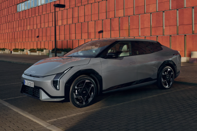 Kia EV4 Fastback : le SUV coupé électrique qui ridiculise Tesla ?