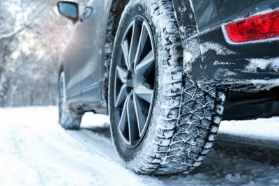 Pneus hiver : pourquoi la loi Montagne ne vous punira pas !