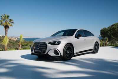 Mercedes frappe fort : la Classe C électrique devient une fusée silencieuse