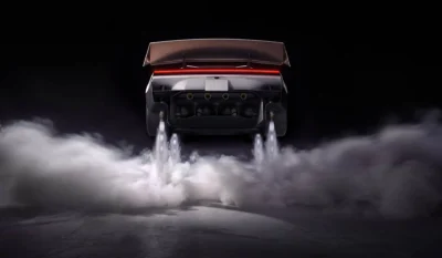 Nouvelle Tesla Roadster : la voiture qui vole existe-t-elle vraiment ?